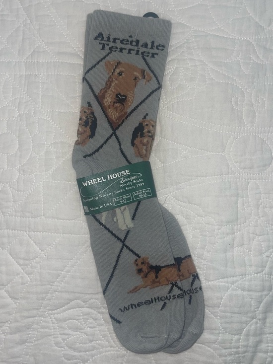 Wheel House Designs Accessories - Airedale Terrier Socks NWT